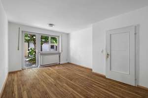 *KÄUFER-PROVISIONSFREI*: Familienfreundliches EFH mit Garage und Nebengebäude in A-Oberhausen – Die vollständige Adresse der Immobilie erhältst du vom Anbieter., 86154 Links der Wertach-Nord, Augsburg – Vorschaubild 4