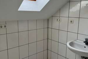 Stilvolle Maisonettewohnung mit separatem Apartment – Modernisiert, vielseitig und sofort bezugsfrei – Die vollständige Adresse der Immobilie erhältst du vom Anbieter., 41238 Giesenkirchen-Mitte, Mönchengladbach – Vorschaubild 13