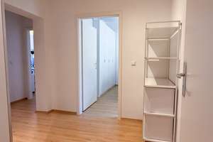 Charmante 3-Zimmer-Altbauwohnung mit zwei Balkonen und großem Gemeinschaftsgarten in Prenzlauer Berg – Werner-Kube-Straße 18, 10407 Prenzlauer Berg, Berlin – Vorschaubild 6