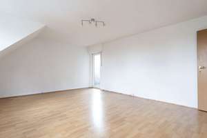 Kapitalanlage mit Potenzial: leerstehende 2-Zimmer-DG-Wohnung + 39 m² Nutzfläche + Stellplatz – Die vollständige Adresse der Immobilie erhältst du vom Anbieter., 44379 Marten, Dortmund – Vorschaubild 5