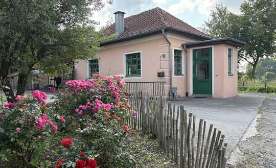 Lebensqualität für Singles oder Paare: Romantisches Bahnhäuschen im Außenbereich von Billerbeck