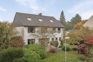 Ratingen-Mitte: Traumhaus auf großem Grundstück in bester Lage – Die vollständige Adresse der Immobilie erhältst du vom Anbieter., 40878 Zentrum, Ratingen – Vorschaubild 2