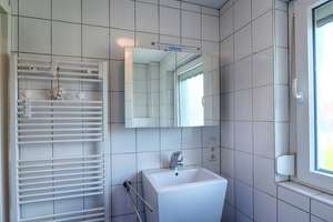 Nachhaltig modernisiertes & stilvoll erweitertes Reihenhaus in Reutlingen-Betzingen – Die vollständige Adresse der Immobilie erhältst du vom Anbieter., 72770 Betzingen, Reutlingen – Vorschaubild 10
