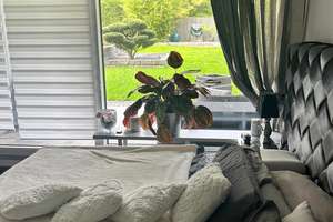 Stilvolles Stadthaus mit Garten und Balkon mit Blick ins Grüne in Düsseldorf-Rath von Privat! – Die vollständige Adresse der Immobilie erhältst du vom Anbieter., 40472 Rath, Düsseldorf – Vorschaubild 11