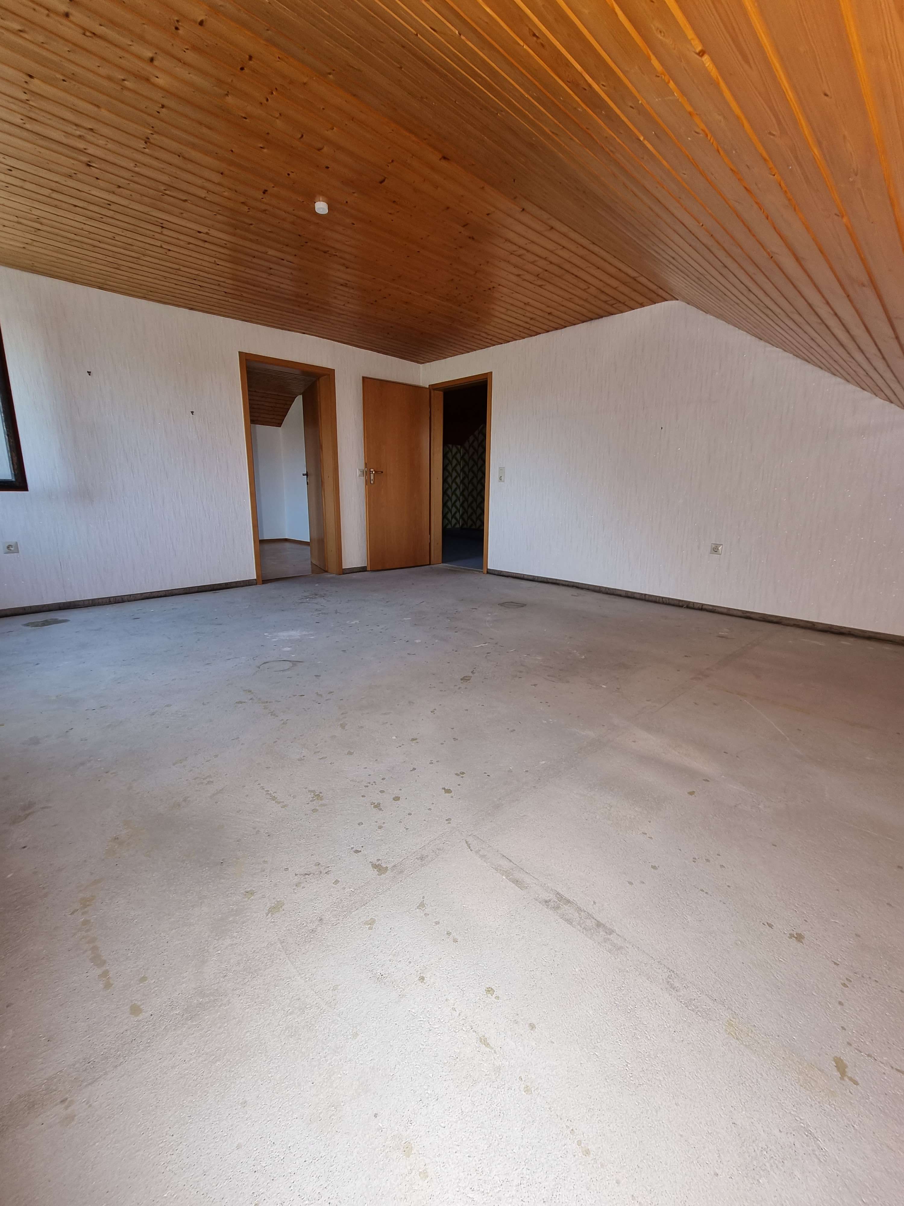 Immobilie in Gerstetten - Großes Haus, ruhige, idyllische Lage, evtl. mit Praxisräumen - Bild 8