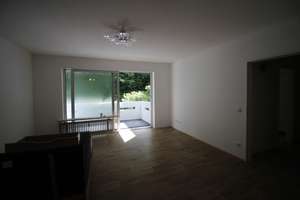 TOLLE EINSTEIGERWOHNUNG für 1 Person mit großem Balkon, ruhige Lage – Königstraße 116, 42853 Hölterfeld, Remscheid – Vorschaubild 2