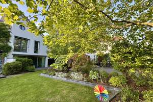 Modernes Niedrigenergie-EF-Architektenhaus als DHH  in bester Wohnlage – Die vollständige Adresse der Immobilie erhältst du vom Anbieter., 66123 Sankt Johann, Saarbrücken – Vorschaubild 6