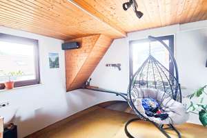 Charmantes Wohnhaus mit Potenzial für eine große Familie oder zwei Generationen – Die vollständige Adresse der Immobilie erhältst du vom Anbieter., 72768 Rommelsbach, Reutlingen – Vorschaubild 13