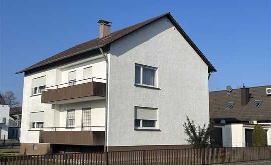 Gepflegtes, bezugsfreies 2-3 Fam.-Wohnhaus mit 784 qm Grundstück / in KA-Heidestückersiedlung