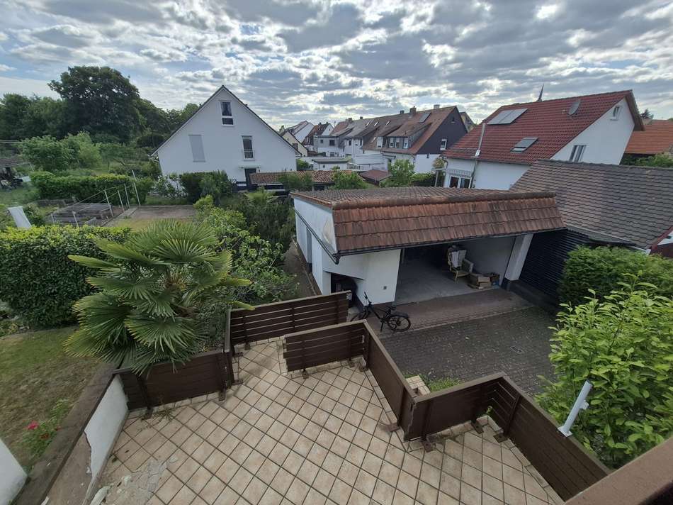 Gartrenansicht terrasse gar...