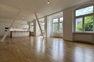 Altbau: Traumwohnung im Medienhafen – Hammerstraße 26, 40219 Unterbilk, Düsseldorf – Vorschaubild 5