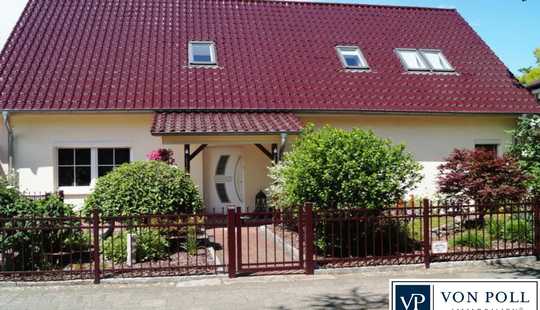 Bild von Modernisiertes Zweifamilienhaus mit Charme & Potenzial – Perfekt für Generationenwohnen