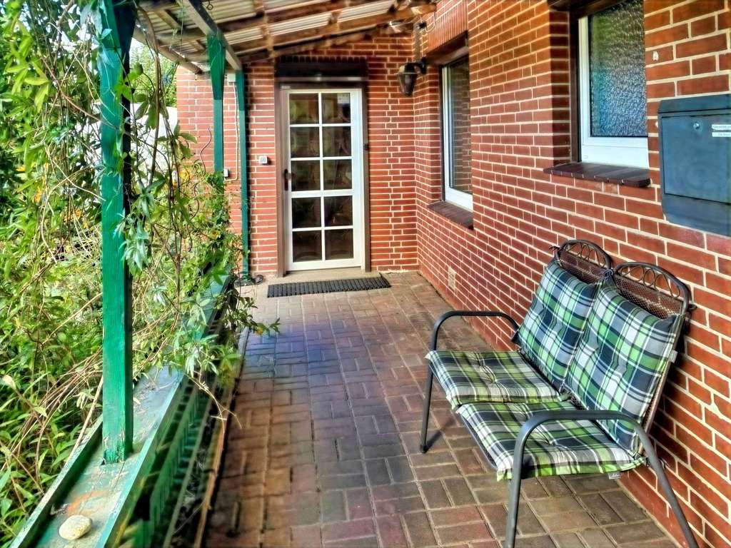 Immobilie in Wesselburen - Cooles Haus mit Einliegerwohnung, Nebengebäude und Garagen! - Bild 3