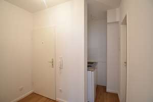PAUSCHALMIETE - D-Derendorf! Renoviertes Apartment zu vermieten – Roßstraße 21, 40476 Derendorf, Düsseldorf – Vorschaubild 2