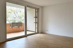 Helle 3-Zimmer-Wohnung mit Balkon in zentraler Lage von Köln – optional TG-Stellplatz