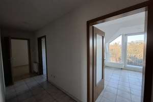 3-Familienhaus 230 m² mit Balkonen, Garten, Garagen u. Stellplätzen – Die vollständige Adresse der Immobilie erhältst du vom Anbieter., 52428 Jülich – Vorschaubild 22