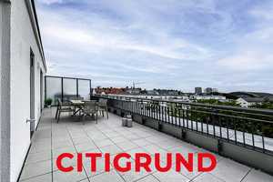 Neuhausen/Zentrale Citylage - Elegante 3-Zimmer-Wohnung mit sonniger Panorama-Dachterrasse