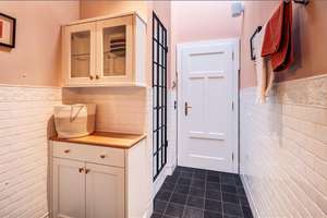 Möbliert: Traumhafte Dachgeschosswohnung im Jugendstil-Altbau – Die vollständige Adresse der Immobilie erhältst du vom Anbieter., 80634 Dom Pedro, München – Vorschaubild 12
