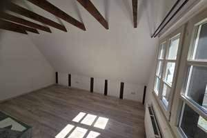 Wohnen mit Charme – frisch renoviertes, denkmalgeschütztes Haus mit kl. Garten – 42489 Wülfrath – Vorschaubild 3