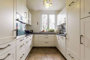 3,5 Zi. Maisonette ETW * 2 Balkone * ca. 137 m² * Wellnessbad  mit Sauna + Whirlpool * Citylage von  – Die vollständige Adresse der Immobilie erhältst du vom Anbieter., 51379 Opladen, Leverkusen – Vorschaubild 6