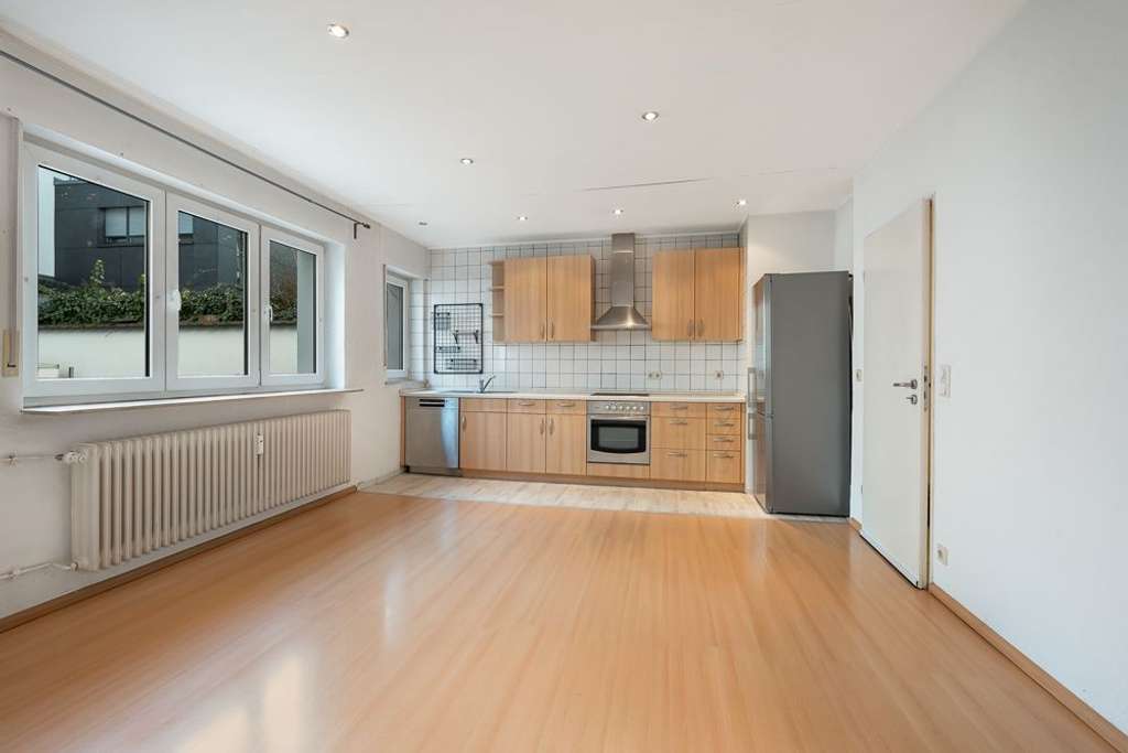 Immobilie in Mörfelden-Walldorf - Zentrumnah in Walldorf: Barrierearme 2-Zi.-Wohnung zum Selbstgestalten mit bester Verkehrsanbindung - Bild 0