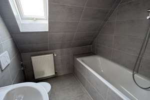Ideal für Kapitalanleger - sanierte 2 Zimmer DG-Wohnung in Rodenkirchen – Schillingsrotter Straße 65, 50996 Rodenkirchen (Ortsteil), Köln – Vorschaubild 8