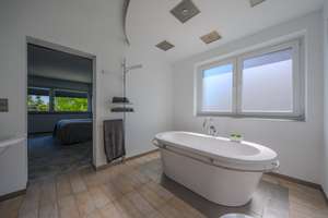 Exklusives Mehrgenerationenhaus mit Pool, großzügigen Gartenhaus und Sauna – Die vollständige Adresse der Immobilie erhältst du vom Anbieter., 41238 Schelsen, Mönchengladbach – Vorschaubild 15