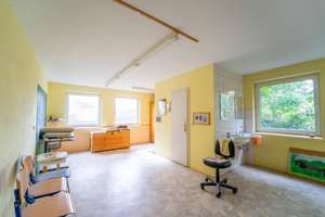 Graziles Wohnwohlfühl- und Geschäftshaus in Limbach-Oberfrohna – Die vollständige Adresse der Immobilie erhältst du vom Anbieter., 9212 Limbach-Oberfrohna – Vorschaubild 5