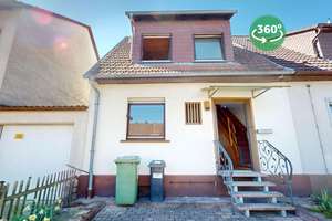 Gemütliche DHH mit Garage und innenliegendem Garten im Herzen von Bruchhausen – Die vollständige Adresse der Immobilie erhältst du vom Anbieter., 76275 Ettlingen – Vorschaubild 1