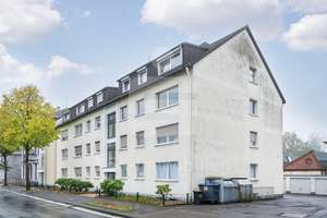 Angenehme Drei-Zimmer-Wohnung in verkehrsgünstiger Lage von Remscheid mit Garage! – Die vollständige Adresse der Immobilie erhältst du vom Anbieter., 42857 Reinshagen, Remscheid – Vorschaubild 3