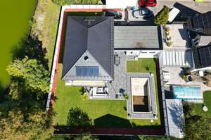 Luxuriöses und modernes Haus mit Pool, Privatstraße & Vollmöblierung - 430m² Innenfläche – Die vollständige Adresse der Immobilie erhältst du vom Anbieter., 80995 Ludwigsfeld, München – Vorschaubild 8