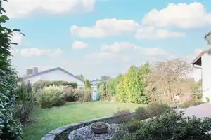 Am Naturschutzgebiet: Reiheneckhaus für 2 Familien mit eigenem Garten in Bochum-Höntrop – Bochum – Vorschaubild 19