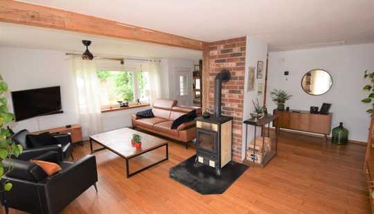 Bild von Rhauderfehn- OT: Kompaktes und gemütliches Wohnhaus mit großem Garten