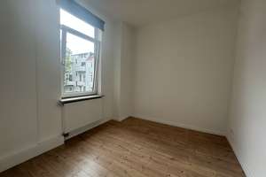 Studenten WG – 5 Moderne WG-Zimmer mit Balkon in zentraler Lage von Bremerhaven – An der Allee 29, 27568 Mitte, Bremerhaven – Vorschaubild 18
