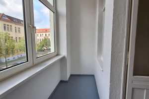  Architektur trifft Atmosphäre - Große 4-RW - mit Loggia und 2 neue Bäder – Kühleweinstr.  1, 39106 Magdeburg – Vorschaubild 8