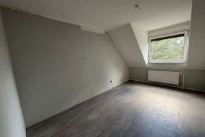 Einziehen und wohlfühlen - 3 Zimmer Dachgeschoss Wohnung mit Balkon, Essen-Katernberg – Kraspothstraße 24, 45327 Katernberg, Essen – Vorschaubild 13