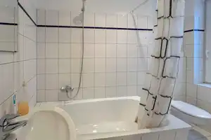 Wohnen mit Grün: Gemütliche 2-Zi.-Wohnung mit Balkon nahe dem Volkspark - Denkmalschutz – Leipzig – Vorschaubild 10