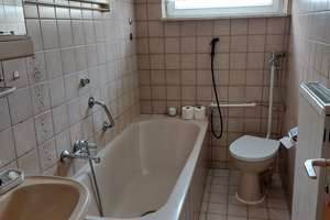 3-Zi.-Wohnung im 1. OG eines 3-Familienhauses – aus dem Dornröschenschlaf zum neuen Zuhause – Hohenstaufenstraße 56, 74074 Heilbronn, Heilbronn – Vorschaubild 5