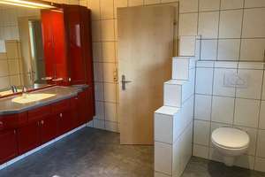 Wohn- & Geschäftshaus in Geroldsgrün  – Die vollständige Adresse der Immobilie erhältst du vom Anbieter., 95179 Geroldsgrün – Vorschaubild 3