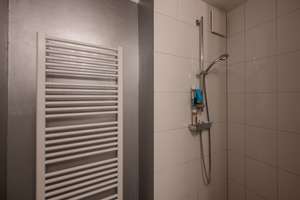 Modernes Reihenmittelhaus mit zwei TG-Stellplätzen in Neuehrenfeld – Die vollständige Adresse der Immobilie erhältst du vom Anbieter., 50825 Neuehrenfeld, Köln – Vorschaubild 34