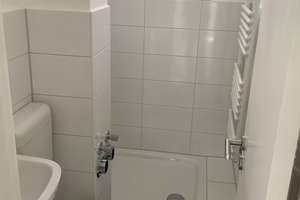 Ansprechende, sanierte und kleine 3-Zimmer-Wohnung mit Balkon, sofort anmietbar! – Effengrube 5, 23552 Innenstadt, Lübeck – Vorschaubild 5