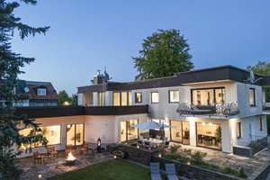 Einzigartige Traum-Villa  – Die vollständige Adresse der Immobilie erhältst du vom Anbieter., 80995 Lerchenau-West, München – Vorschaubild 2