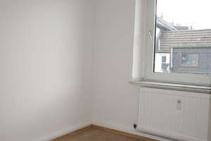 frisch renovierte 1-Zimmer-Wohnung in Krefeld (+Stellplatz oder Garage verfügbar) – Vereinsstr. 84, 47799 Cracau, Krefeld – Vorschaubild 3