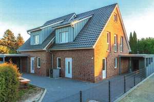 Moderne Doppelhaushälfte mit Garten in Petersfehn – nahe der Polizeiakademie