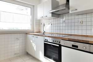 Helle 3,5‑Zimmer‑Wohnung mit Balkon & Stellplatz – Die vollständige Adresse der Immobilie erhältst du vom Anbieter., 71229 Leonberg – Vorschaubild 6