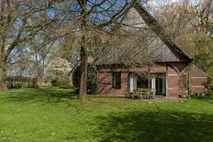 Idyllisches Wohnen im Grünen – Freistehendes Haus mit Naturgarten und Kamin – Die vollständige Adresse der Immobilie erhältst du vom Anbieter., 48163 Albachten, Münster – Vorschaubild 2