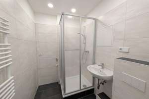 Helle 3-Raumwohnung mit LED-Spots und traumhaftem Ausblick – Wenzel-Verner-Straße 21, 9120 Helbersdorf, Chemnitz – Vorschaubild 6