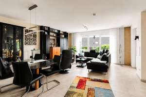 Lichtdurchflutete 4-Zimmer-Wohnung mit großer Loggia und Aufzug – Die vollständige Adresse der Immobilie erhältst du vom Anbieter., 33729 Heepen, Bielefeld – Vorschaubild 3
