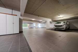Villa in zentraler Lage mit großer Garage und traumhaft großem Grundstück – Main-Taunus-Kreis – Vorschaubild 24