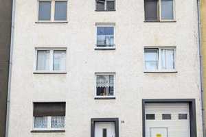 gepflegtes Mehrfamilienhaus in Duisburg Wanheimerort – Schmiedestraße 16, 47055 Duisburg – Vorschaubild 1